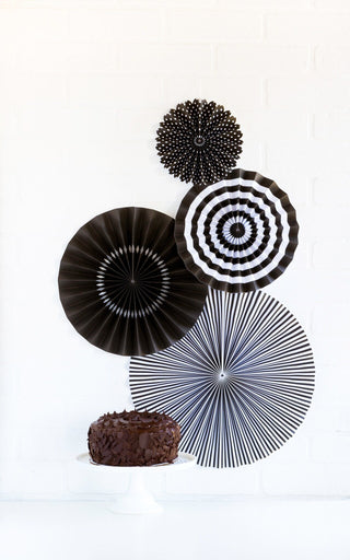 Black Party Fan Set
