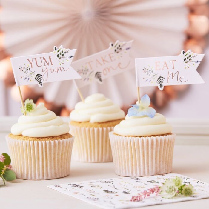 Turn those ordinary cupcakes into something special with our collection of cupcake toppers for any occasion.