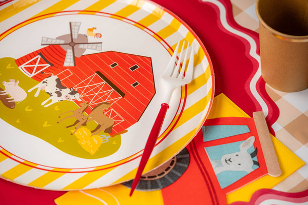 Farm Animal Party Plate Table Detail