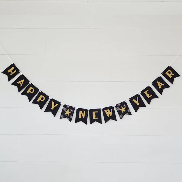Felt Happy New Year Banner | Oh So Fancy Party