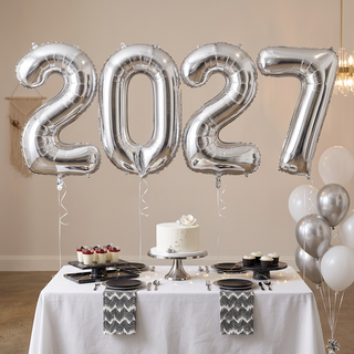 2027 Silver Foil Number Balloons