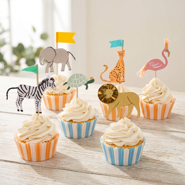 New cupcake arrangement using the supplied product photos as references