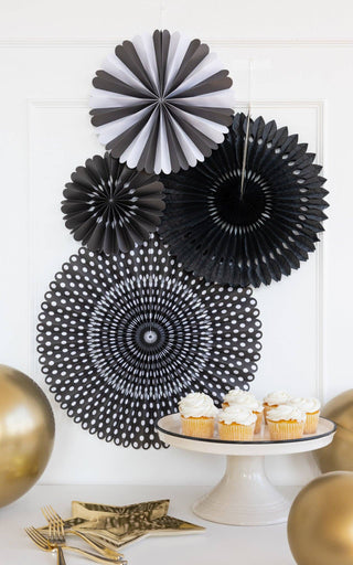 Black Party Fan Set