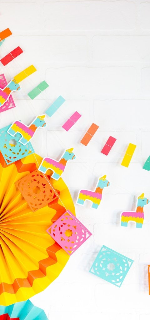 Pinata Napkin 