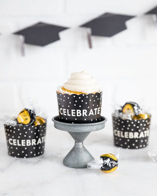 Black and White Treat Cups 