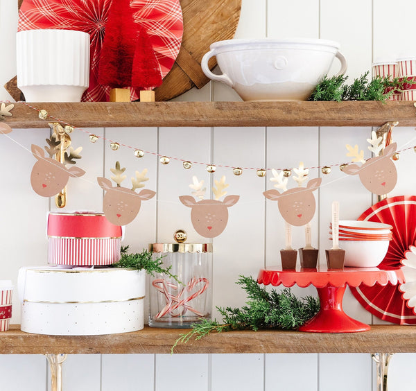 Reindeer Garland and Bell Banner Set 