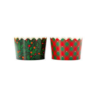 Holiday Holly Jumbo Baking Cups 40ct/ Holly and Plaid Food Cups / Christmas Jumbo Food Cups / Christmas Kids Treat Cups