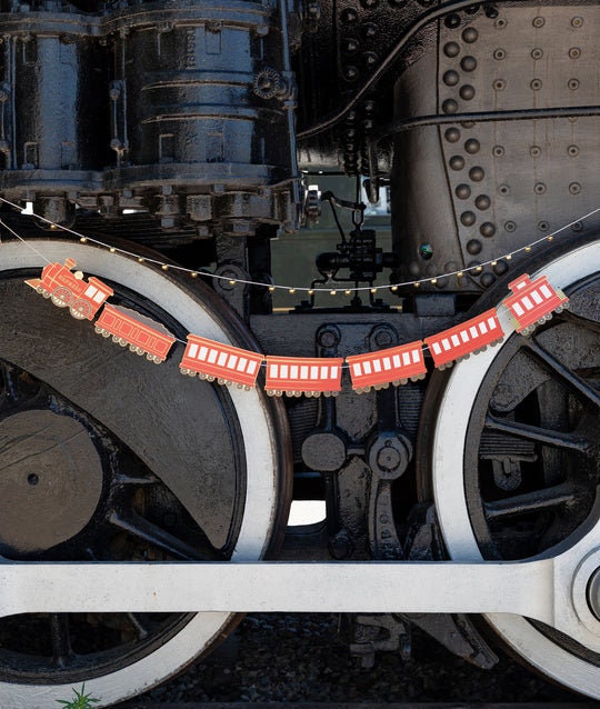 Train shop paper plates